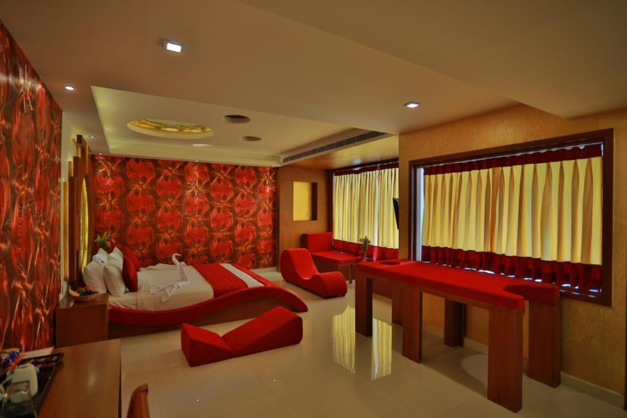 Cherai Beach Resorts Bagian luar foto