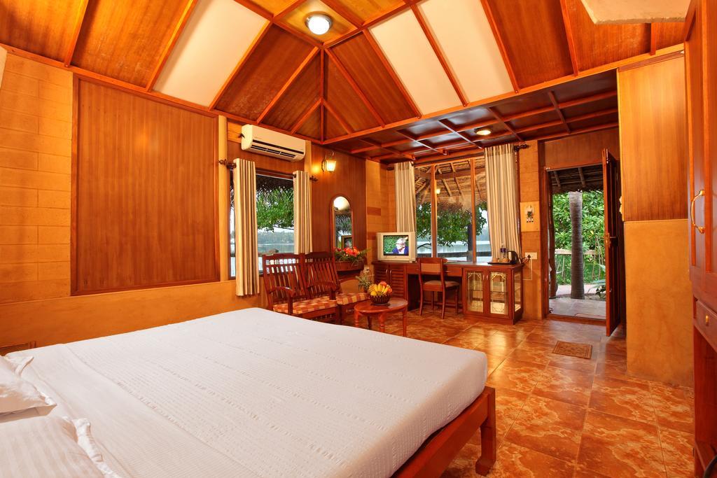 Cherai Beach Resorts Bagian luar foto