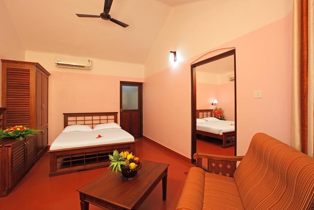 Cherai Beach Resorts Bagian luar foto