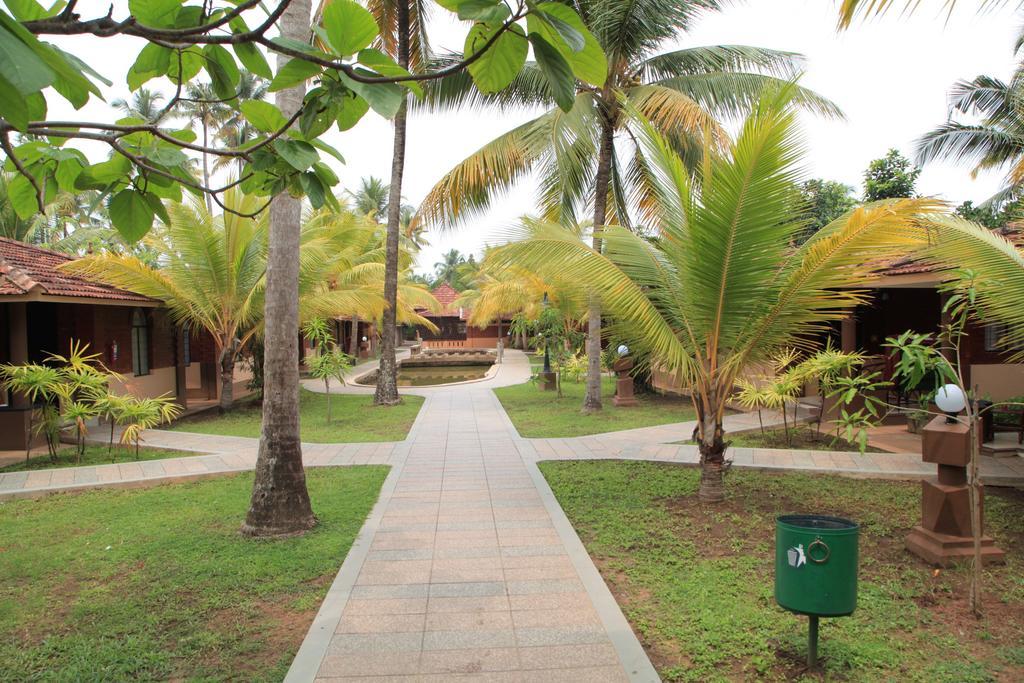 Cherai Beach Resorts Bagian luar foto