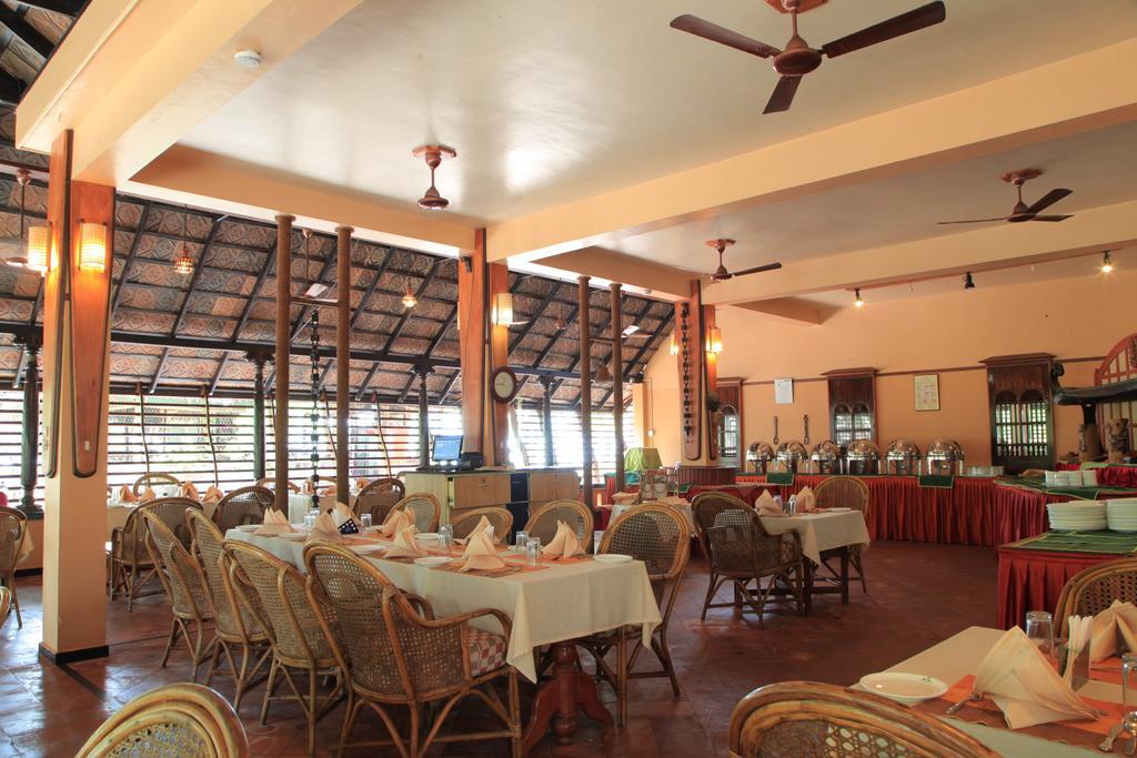 Cherai Beach Resorts Bagian luar foto