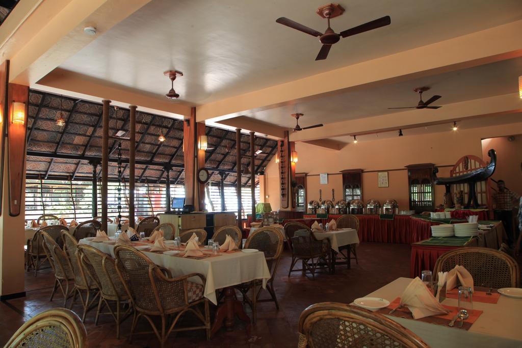 Cherai Beach Resorts Bagian luar foto