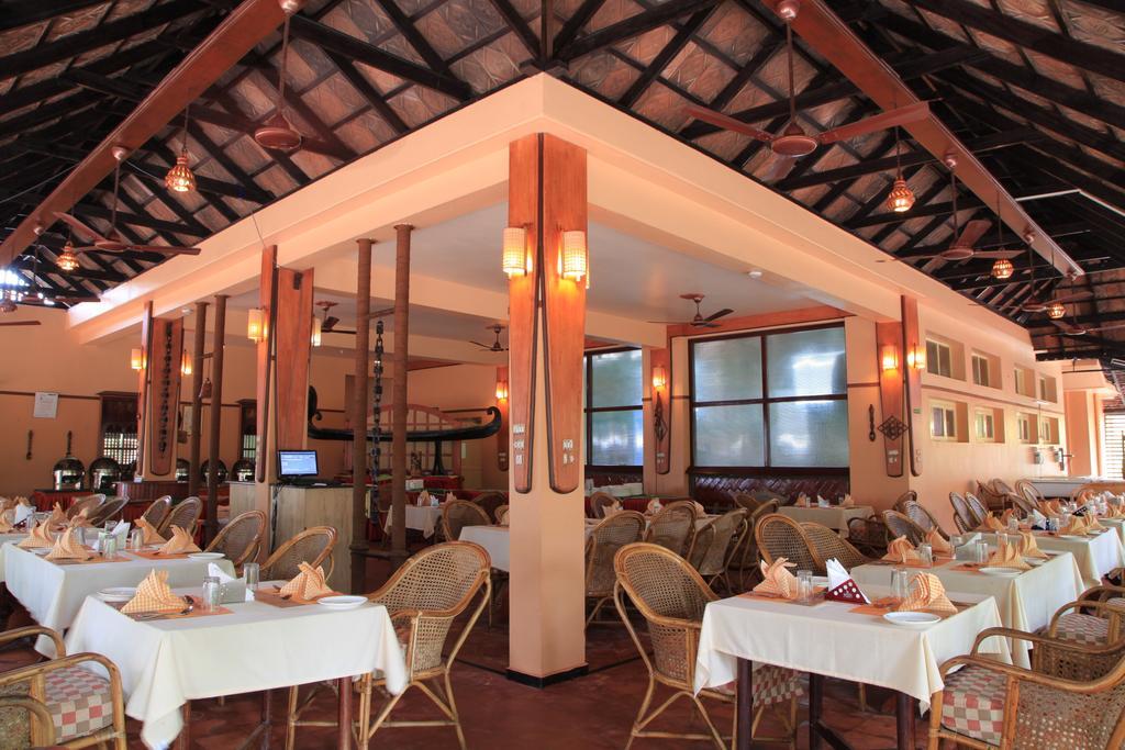 Cherai Beach Resorts Bagian luar foto