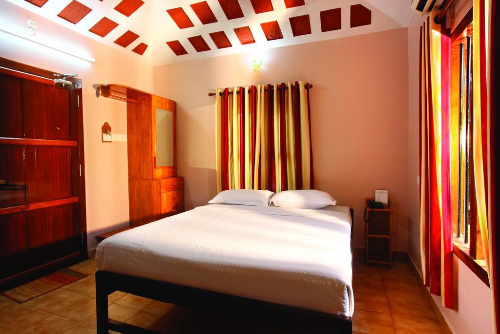 Cherai Beach Resorts Bagian luar foto
